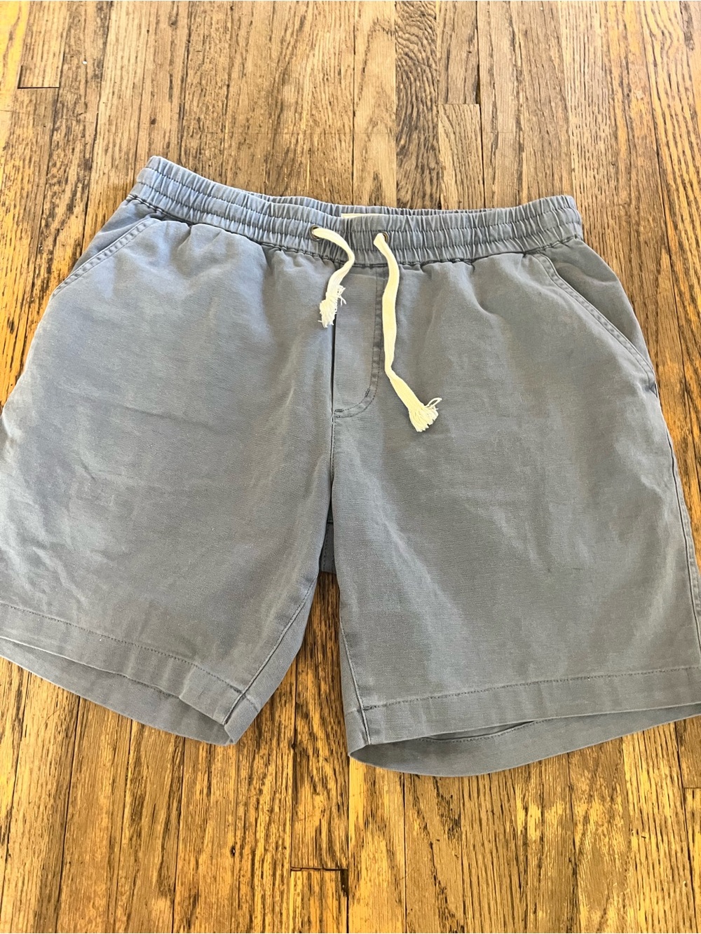 Men's 2 pair of shorts from marine layer with back pockets. Black & blue. - Picture 4 of 5